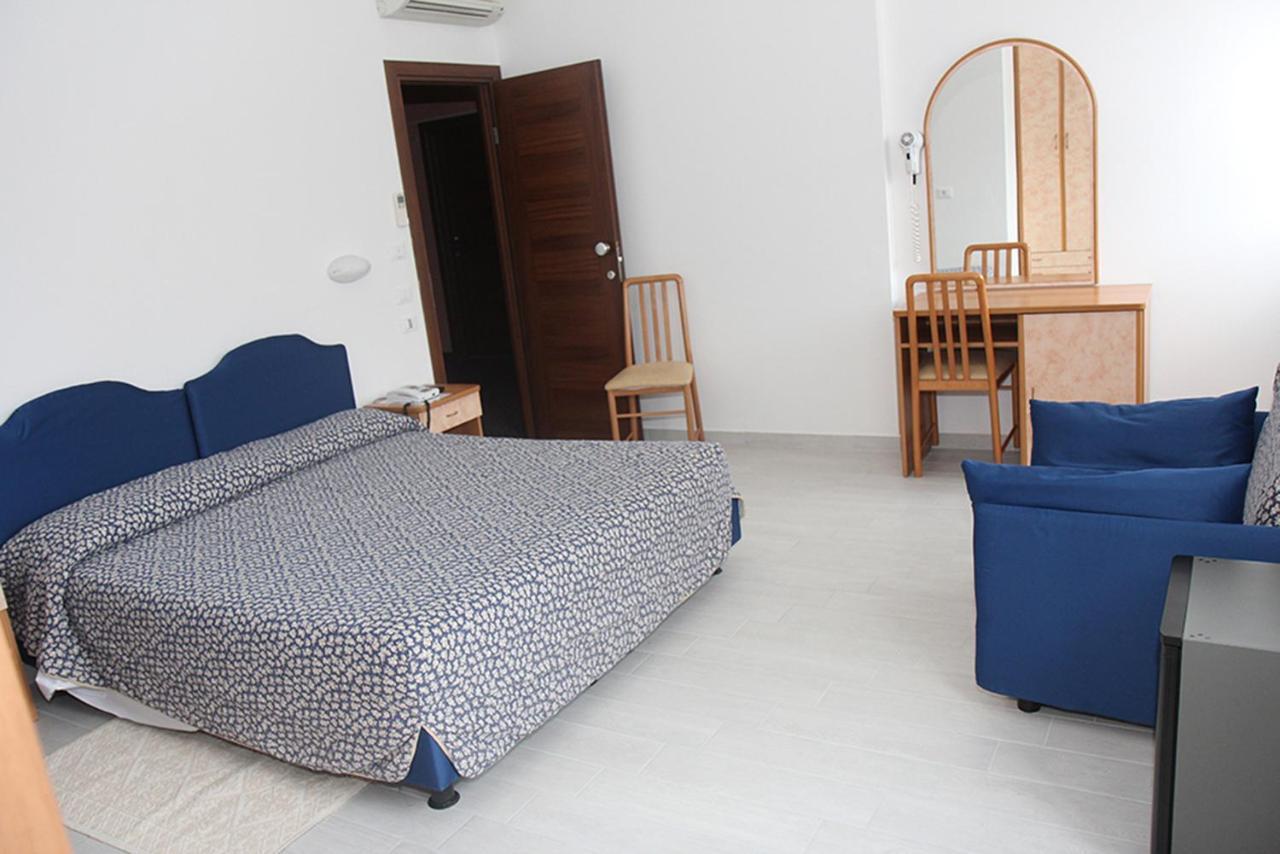 Hotel Cristallo Riolo Terme Luaran gambar